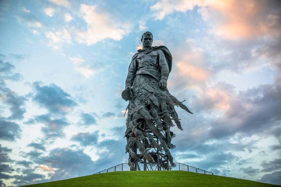 Ржевский мемориал Советскому Солдату.